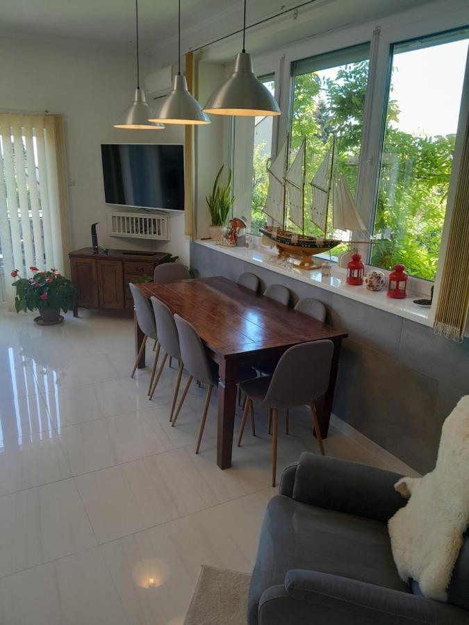 Lila Fuge Apartman Apartment Balatonfured Exterior photo