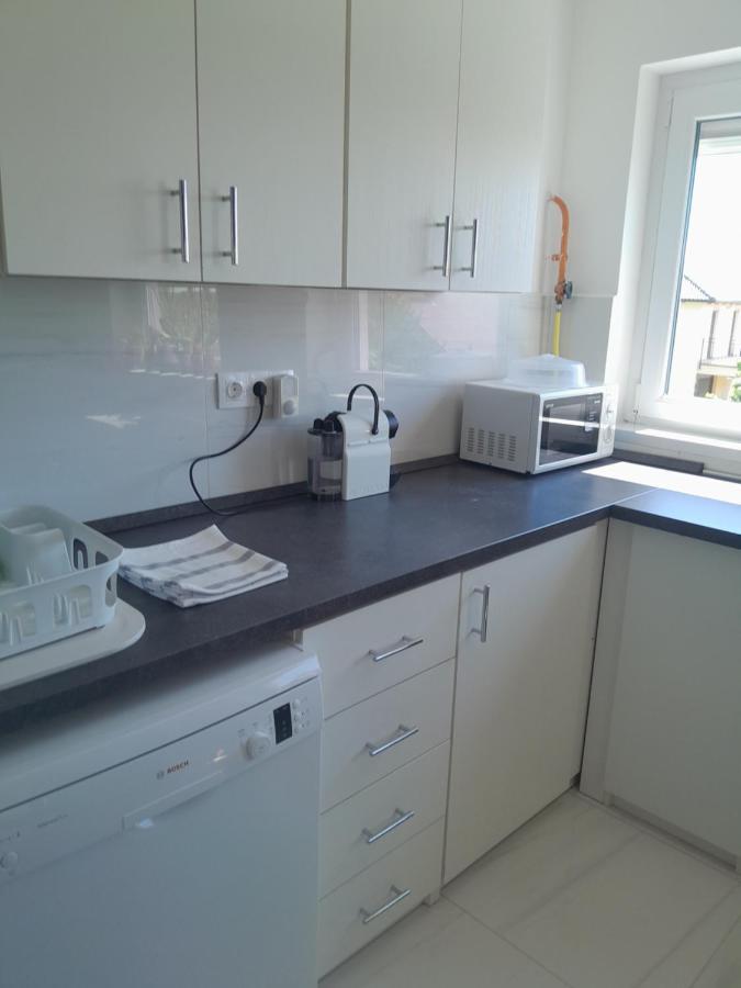 Lila Fuge Apartman Apartment Balatonfured Exterior photo